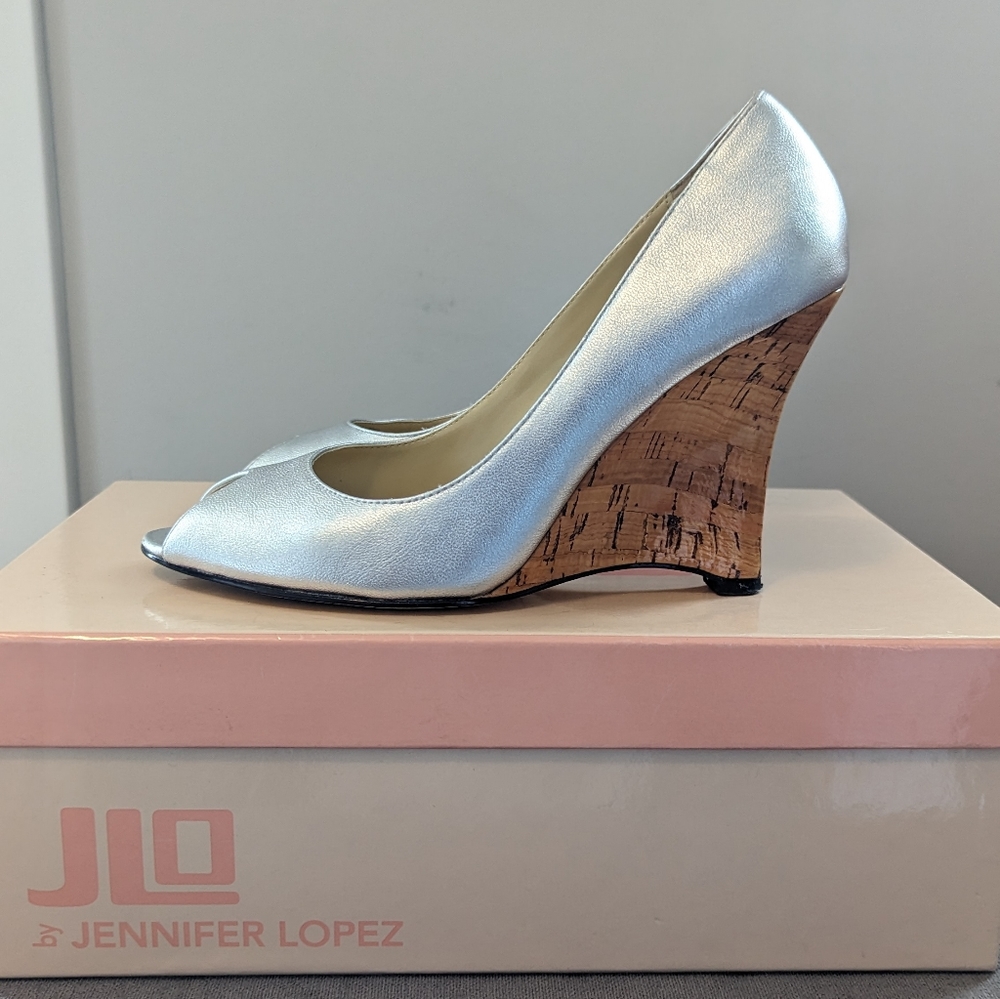 JLo Carleigh Sillea Silver Leather wedges
